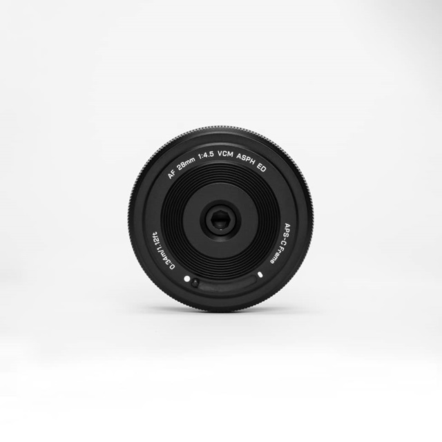 Viltrox Releases 60g Ultra-thin 28mm X-mount Autofocus Lens Redefining Portable Photography